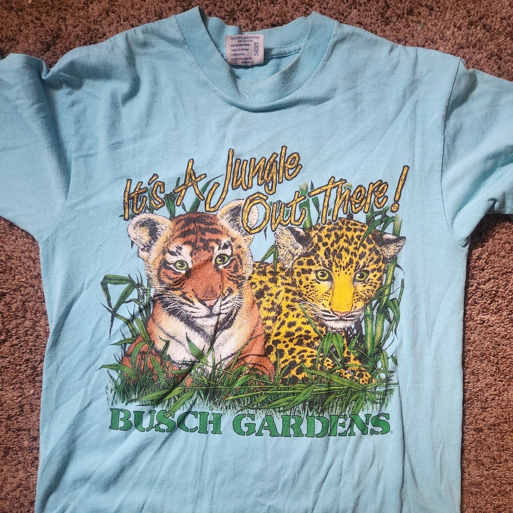 Vintage Busch Gardens Graphic T-Shirt
